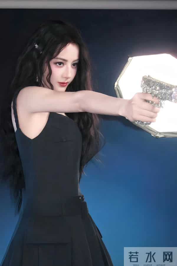 迪丽热巴可爱的一面 ，好美好可爱呀