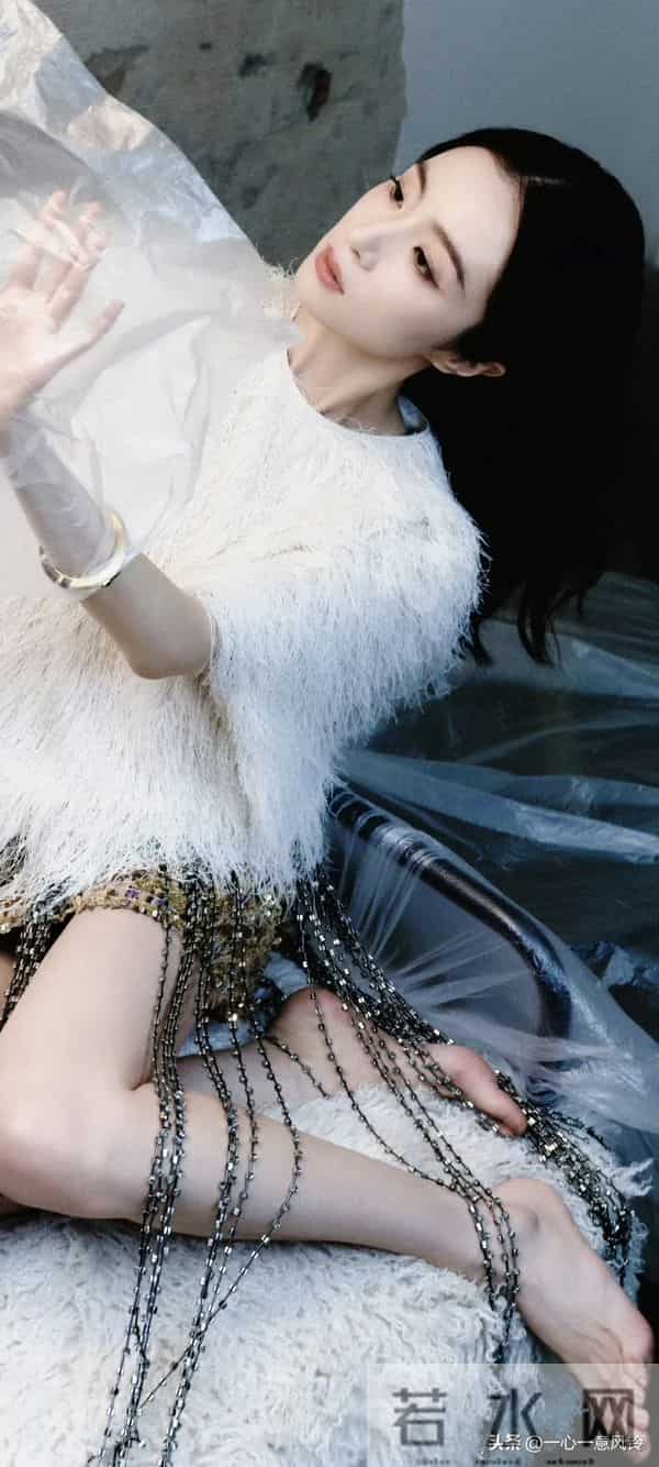 胡冰卿这jio , 可太美了!