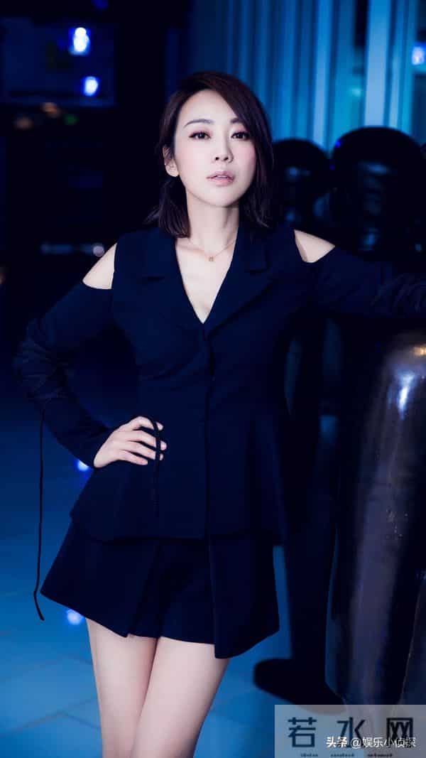 微醺女神“闫妮”高清美图