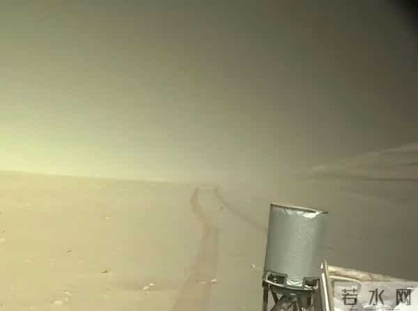 24张活久未见的照片：玛丽莲·梦露因为“招牌”动作被家暴