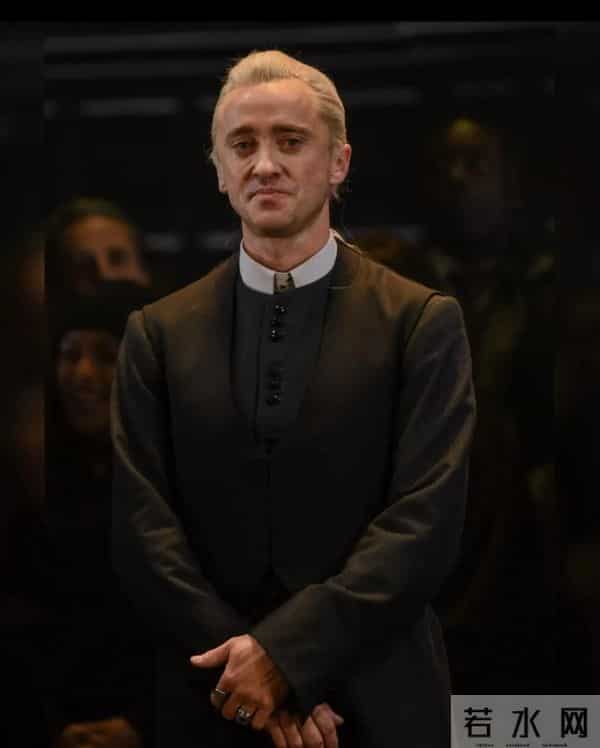 《哈利·波特》“马尔福”时隔15年回归,当年那个坏男孩如今成了这样?