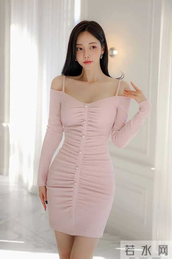 孙允珠丨粉纱的松弛感