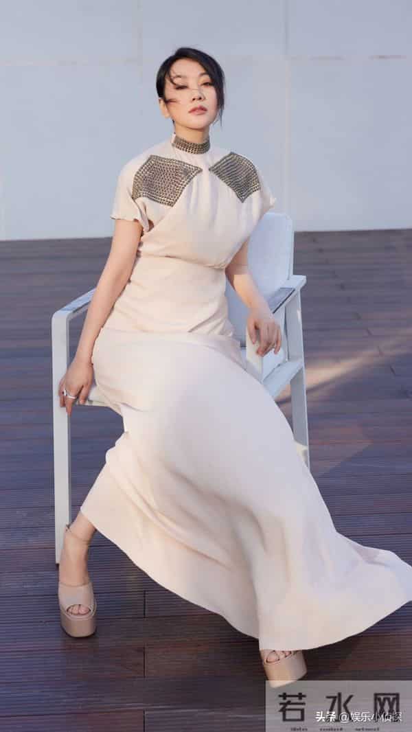 微醺女神“闫妮”高清美图