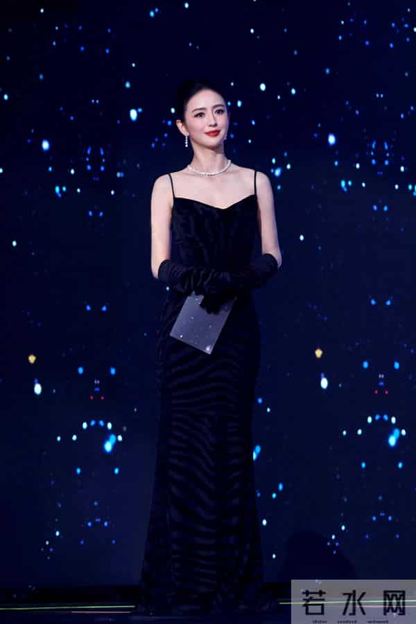 佟丽娅性感吊带写真美图