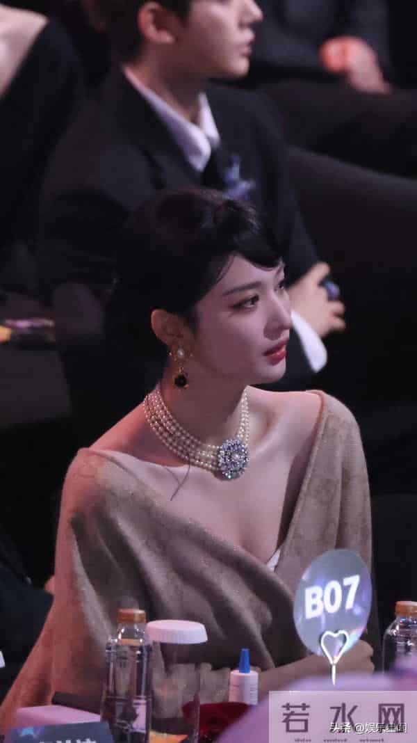 王楚然 尖叫之夜内场，明媚温婉的千金白月光！