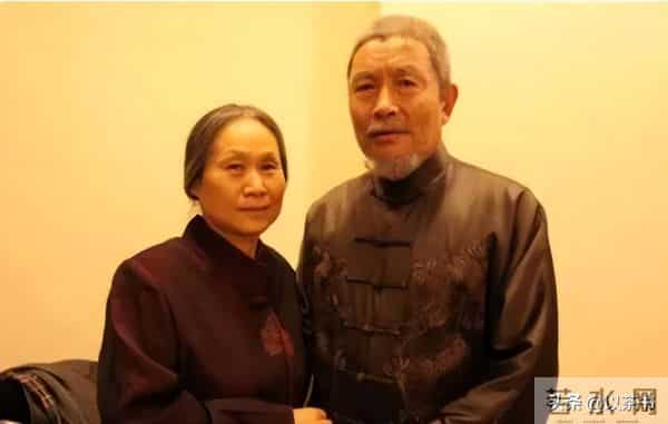 他是国家一级演员,演了半辈子戏,戏外爱妻如命,却为儿子操碎心