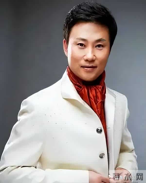 知名歌唱家耿为华，娶小20岁幼师，55岁二胎得女，还想拼三胎