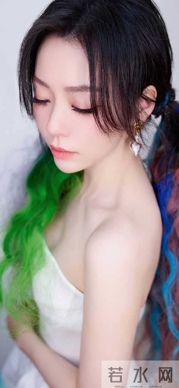 美女壁纸第2160期—张靓颖