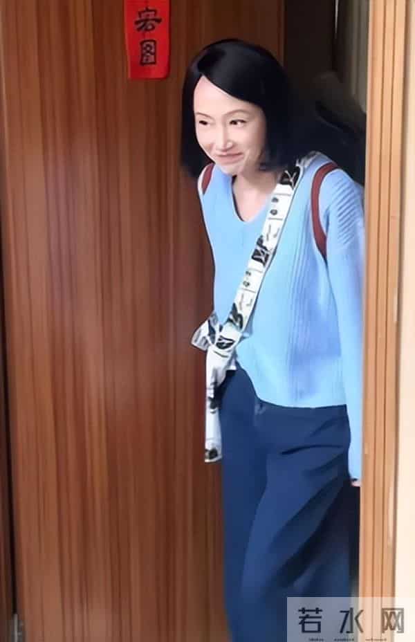 偷鸡不成蚀把米，以为能"毁掉"保剑锋，不料自己先被扒了底朝天