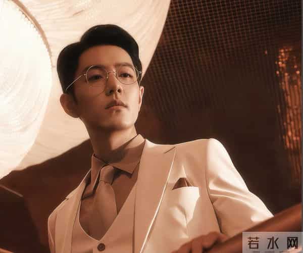 韩国人没想到,34岁的中国艺人肖战,再次打破韩圈天花板