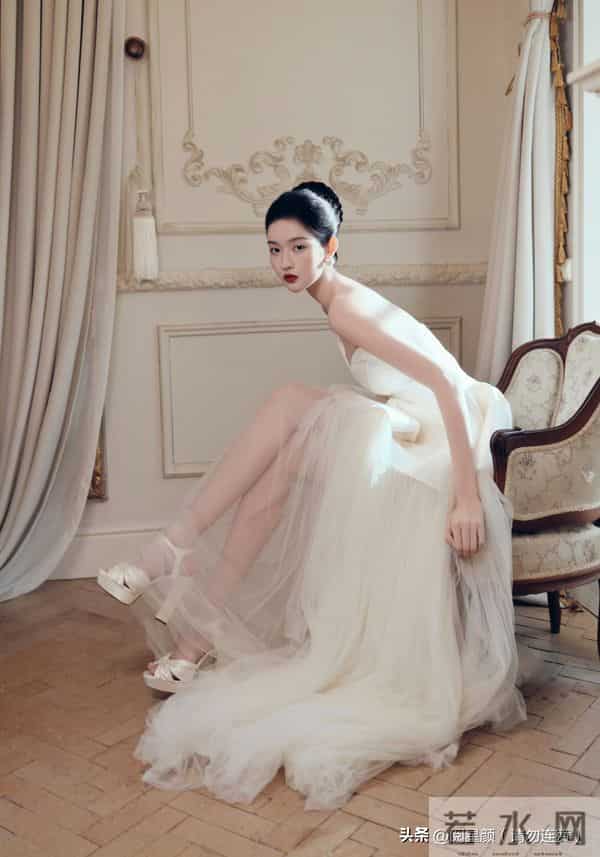 王玉雯 奶呼呼的小脸 逆天长腿 清纯灵动的美令人浮想