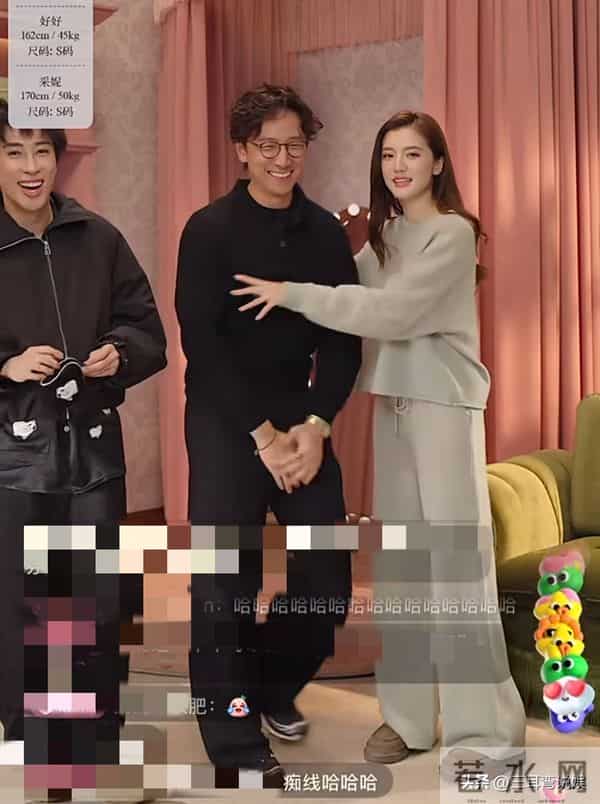 吴千语老公坐经济舱遭网友质疑，施伯雄礼貌淡定回应，价值观获赞