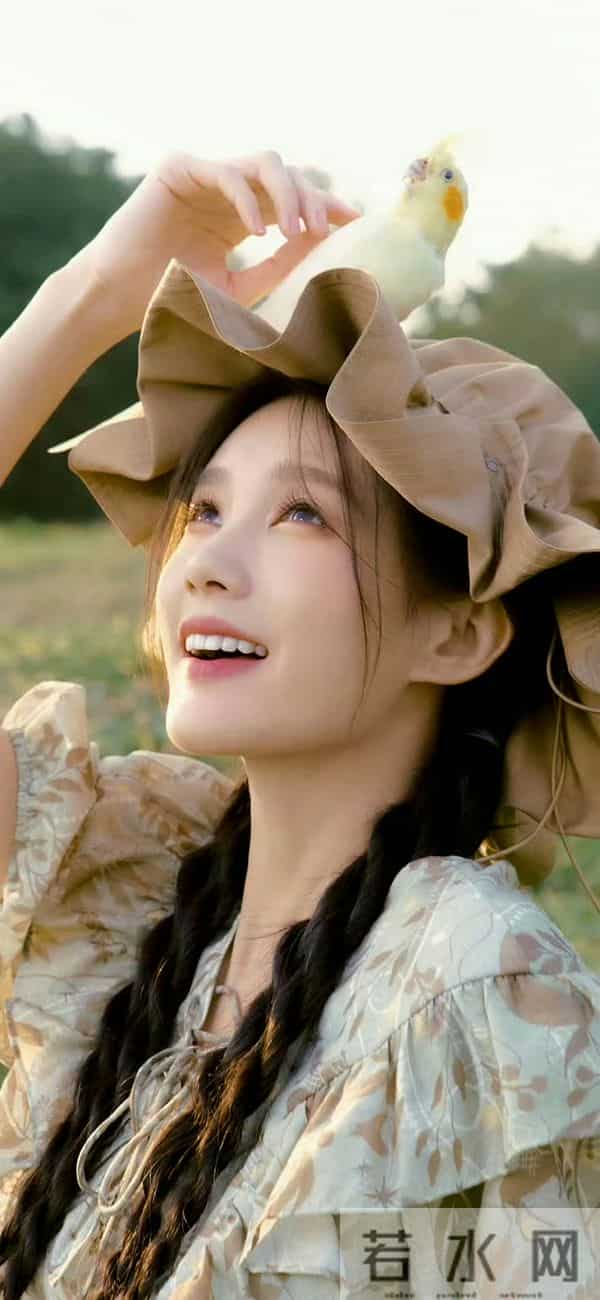 美女壁纸第2162期—李一桐