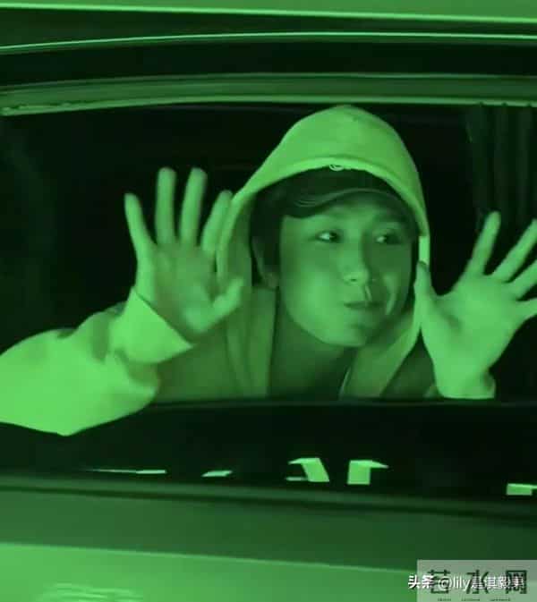 成毅会不会好奇昨天是什么日子,为什么果果们都来横店看他了呢?