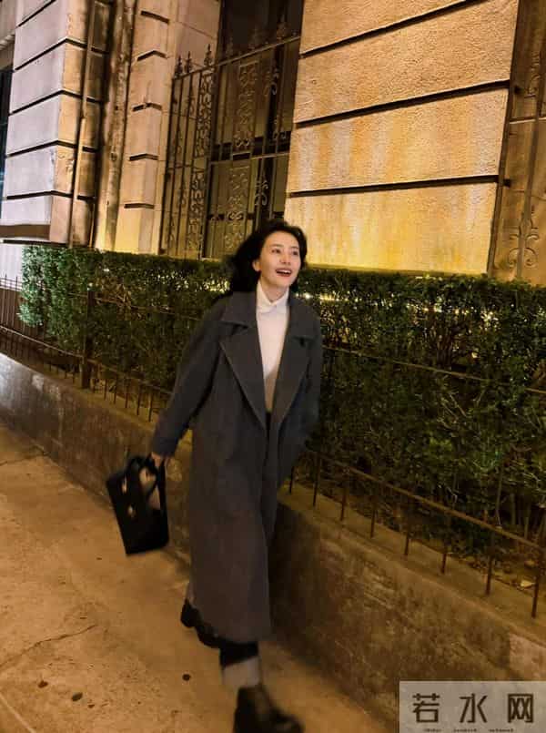 被高圆圆的穿搭惊艳了，衣穿简约，配色大气，46岁尽显优雅气质