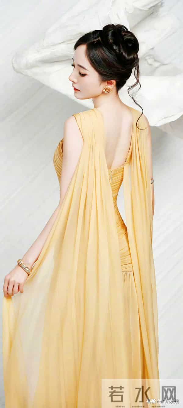 杨幂绝美壁纸-这个挥手有点意思