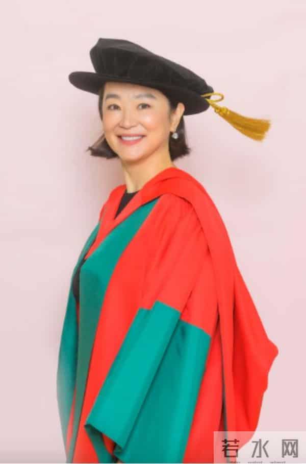 香港著名女星11亿豪宅,惊现大量蟑螂,现场尸横遍野,惨不忍睹