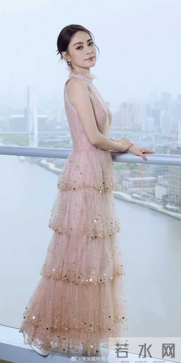 钟欣潼是香槟的味道