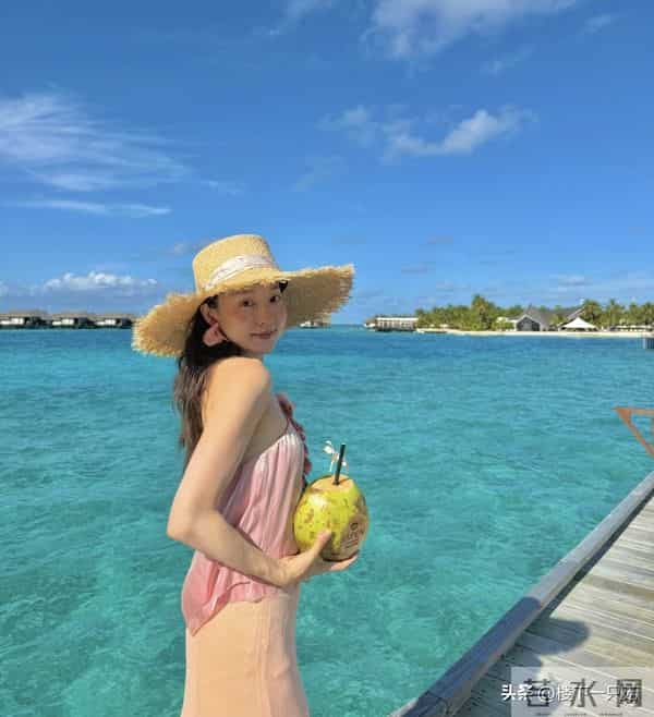 马龙教儿子潜水父爱满满 掌镜为夏露拍美照 结婚8年依旧如胶似漆