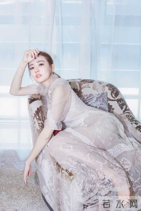 徐璐：法式穿搭茶歇裙甜，美与优雅并存