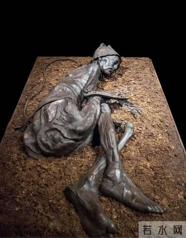 24张活久未见的照片：玛丽莲·梦露因为“招牌”动作被家暴