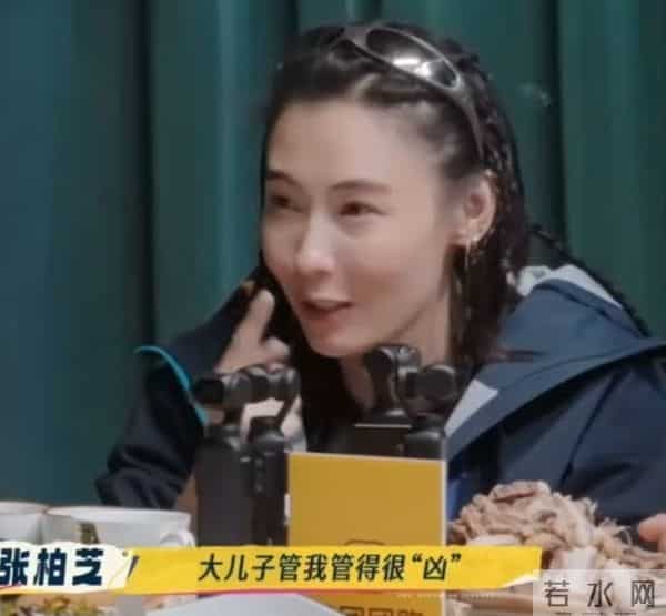 张柏芝大儿子现身马场,才18岁就已经有了人夫感,比谢霆锋稳重!