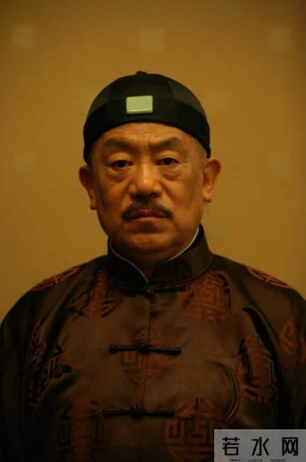 高明儿子高亮离世不到1年，孙女就遭霸凌，令人担心的事发生了