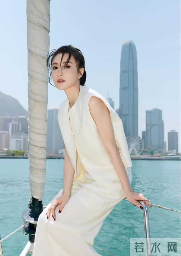 林夏薇，好身材魅力女神，这曲线也太美了吧！