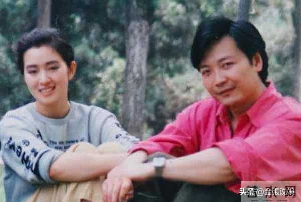 恩爱了6年,76岁的法国老公衰老萎缩,59岁的巩俐正绚烂如花