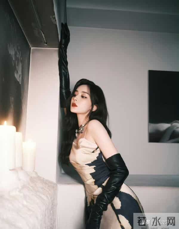 古力娜扎新照曝光,摄影师捕捉独特气质,网友:这眼神太迷人了