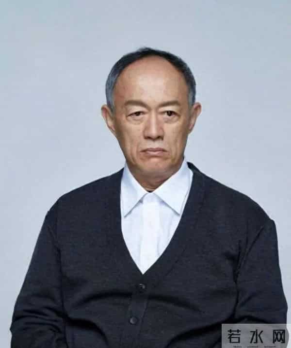 老戏骨金士杰近60岁生了龙凤胎：接孩子放学被误以为是爷爷，“别人爱怎么以为怎么以为，我活我的”