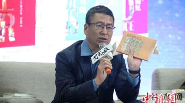 成于嘴败于嘴,从"央视一哥"到"跌落神坛",白岩松活成了"笑话"