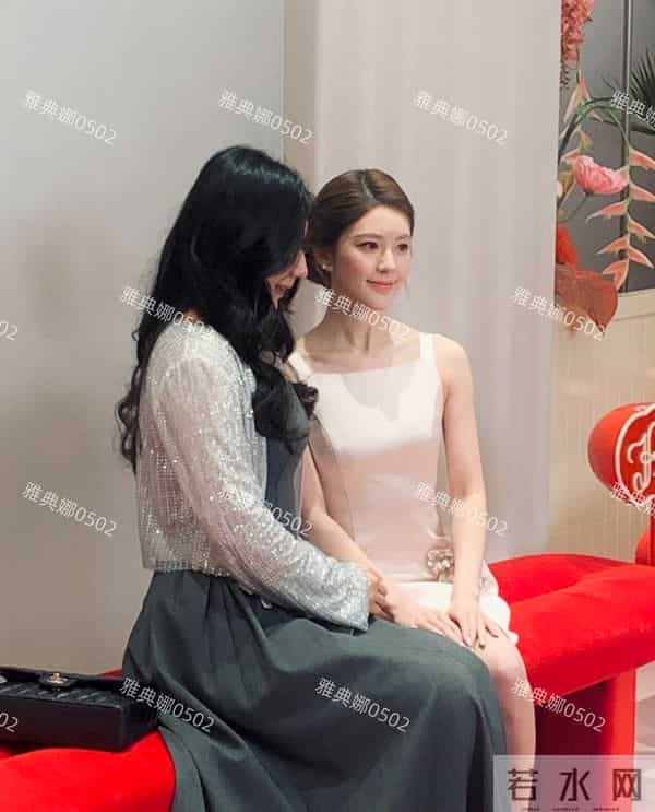 千金归来赵露思,圆脸变长脸下巴鼻子都比以前更立体了气场好强