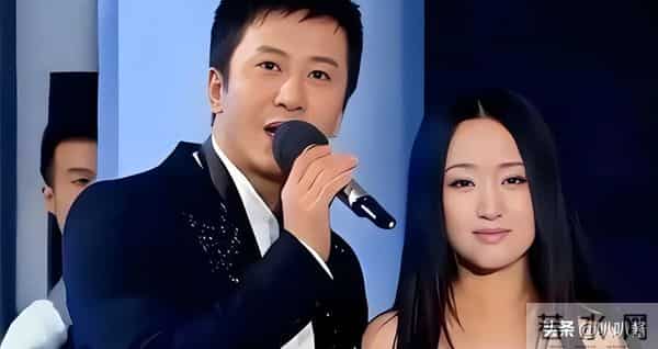 他8次上春晚，作死被捕入狱，如今56岁无人问津，沦落到四处走穴