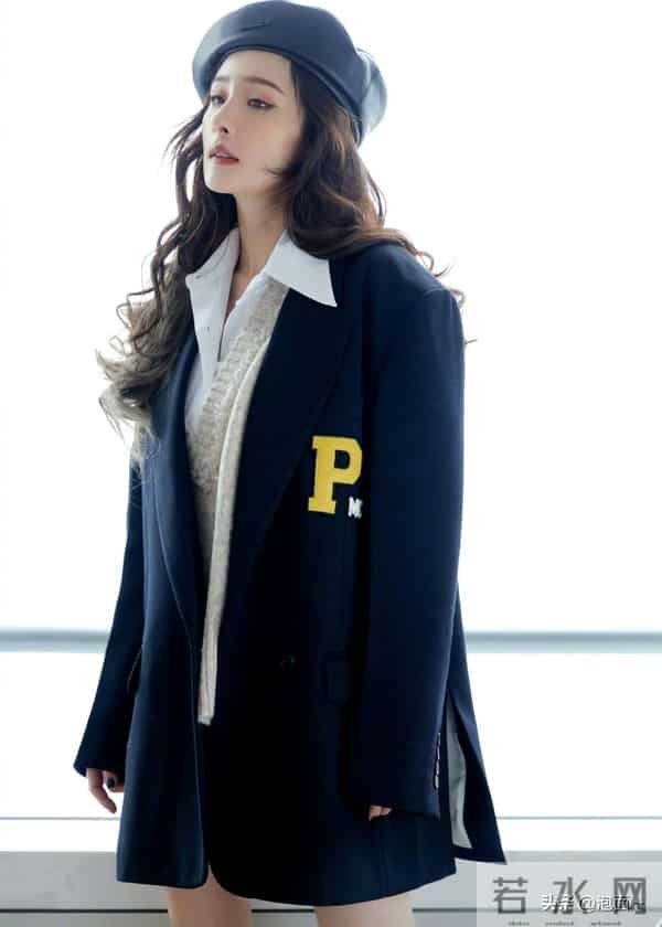 杨幂的幂式穿搭：学院优雅与酷飒摩登的完美交响
