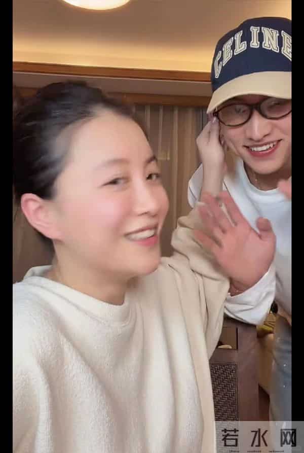 李嘉格官宣“姐弟恋”后续，前夫深夜发文已破防，评论区一片嘲讽