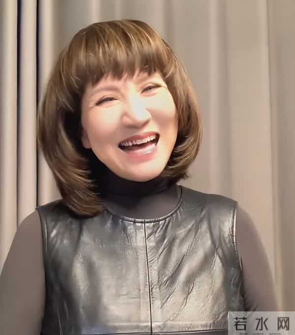 原来早已不是中国籍？事业巅峰远赴美国，被老外抛弃晚年回国