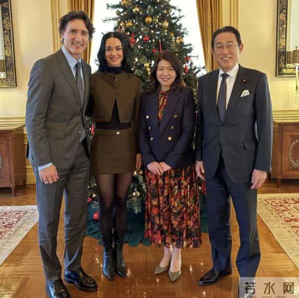 “水果姐”发贴脸合照,官宣与加拿大前总理特鲁多恋情