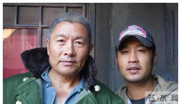 他是国家一级演员,演了半辈子戏,戏外爱妻如命,却为儿子操碎心