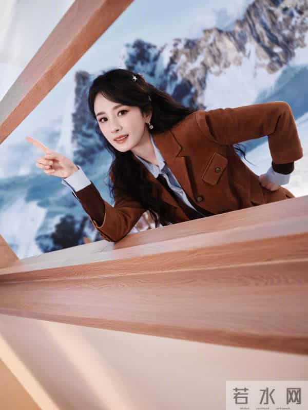 杨幂又一波新图来袭