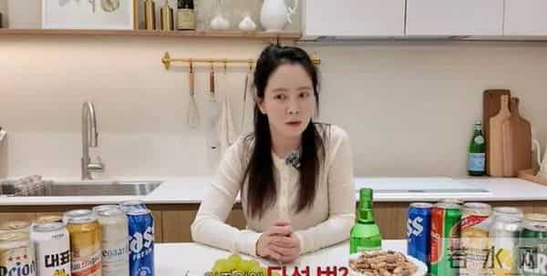 韩国女星宋智孝44岁仍未婚,自曝原因:太爱喝酒,一次能喝8瓶