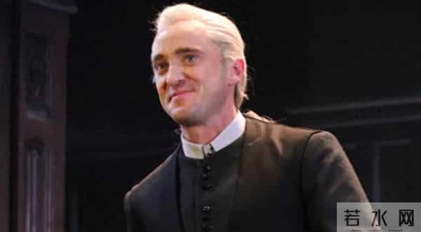 《哈利·波特》“马尔福”时隔15年回归,当年那个坏男孩如今成了这样?