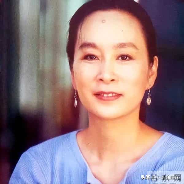 让前夫背上“抛妻弃子”名声,掌掴周迅说好玩 70岁奚美娟晚节不保