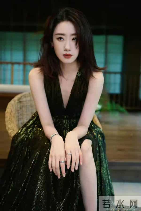 张小斐|逆天大长腿,气场碾压