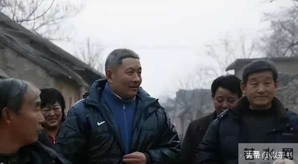 他是国家一级演员,演了半辈子戏,戏外爱妻如命,却为儿子操碎心