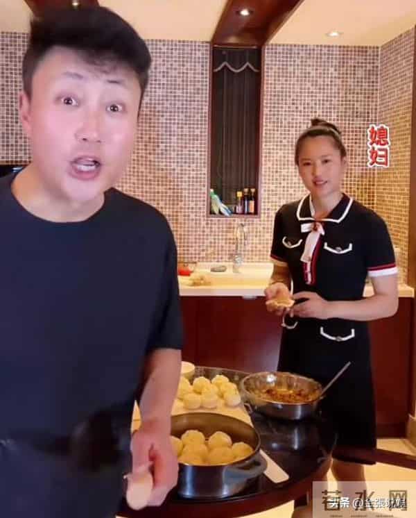 知名歌唱家耿为华，娶小20岁幼师，55岁二胎得女，还想拼三胎