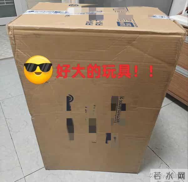 梁志辉送礼物有深意 给弟弟补完整童年 他自律的可怕 一商家狂刷跑车