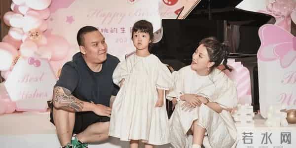 这一次，高调官宣新恋情的李嘉格，没给“绝情”的车澈留一丝体面