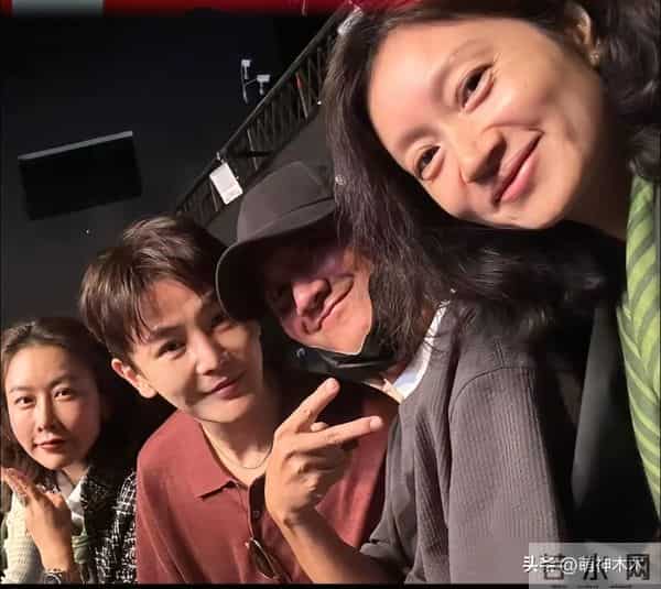 孙坚发文力捧文章翻车,被质疑支持孕期出轨,本人连忙删文装无辜