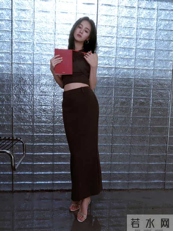 陈都灵小性感小妈级别